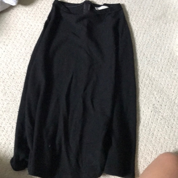 Micheal Kors Black Midi Skirt - Picture 2 of 3